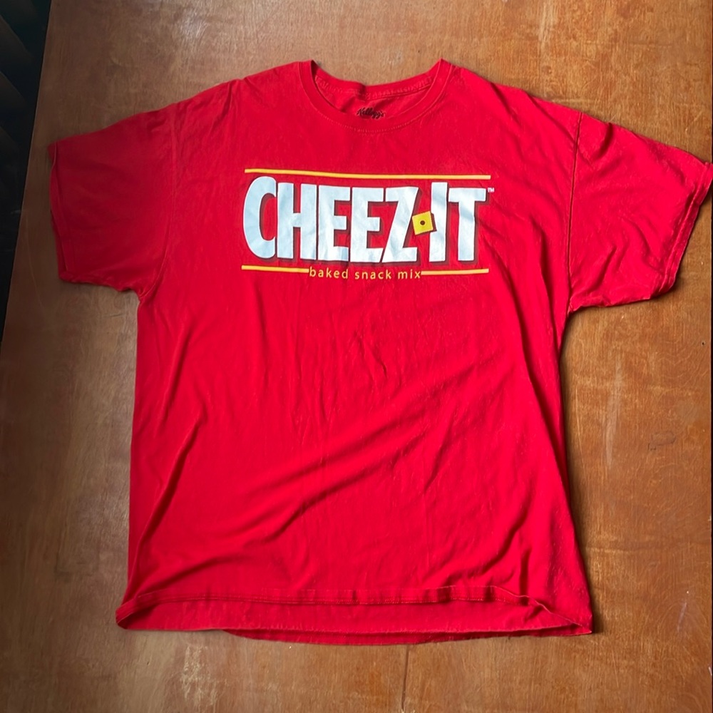 Kellogg’s Cheez-It T-Shirt — XL